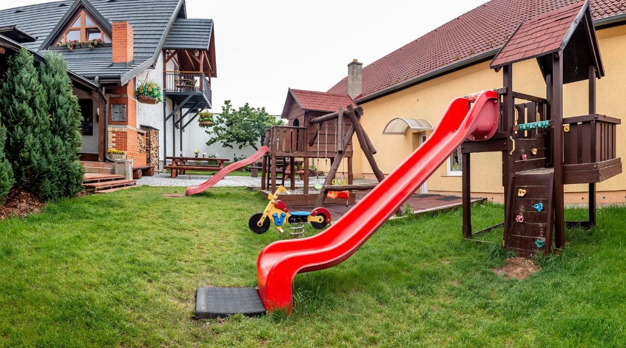 Penzion U Kaplicky Mala Hrastice Zewnętrze zdjęcie