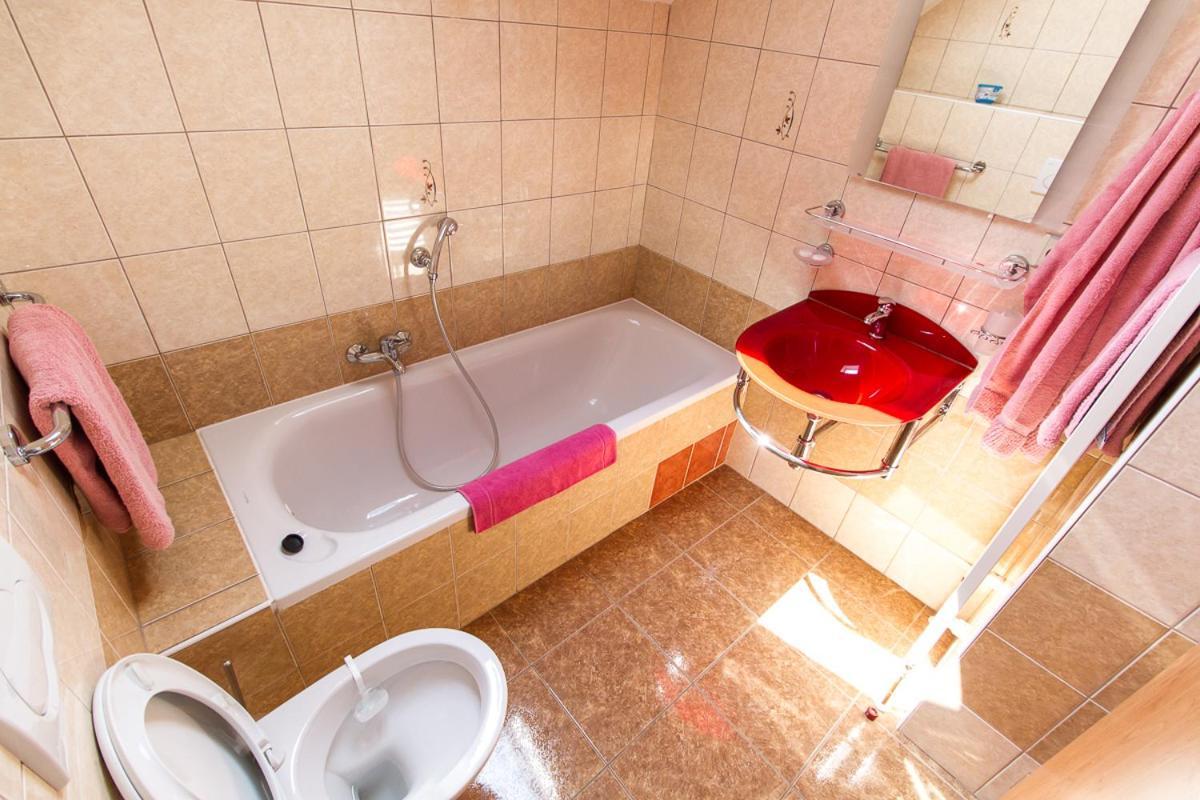 Penzion U Kaplicky Mala Hrastice Zewnętrze zdjęcie